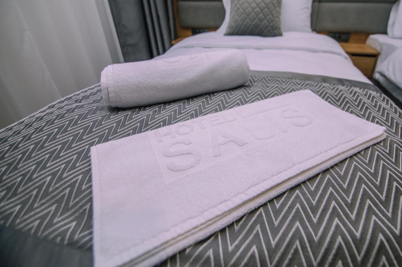 Hotel Salis Tuzla Luaran gambar
